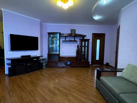 квартира за адресою Хмельницький, Будівельників вул., 1