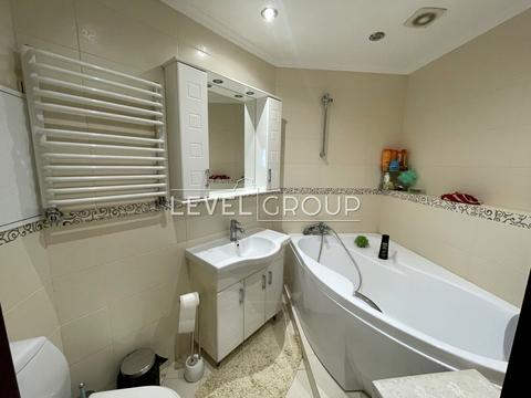 квартира за адресою Саперно-Слобідська вул., 10