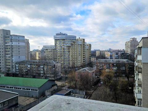 квартира за адресою Академіка Возіанова вул. (Академіка Карпинського), 10