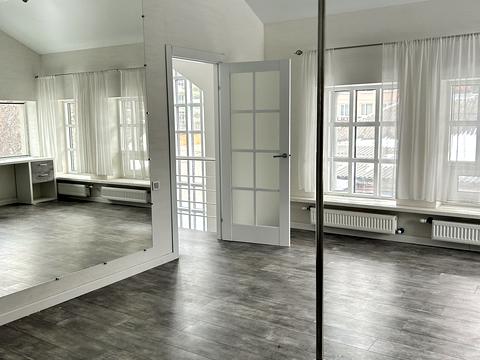 комерційна за адресою Хворостянка вул. (Праці), 1