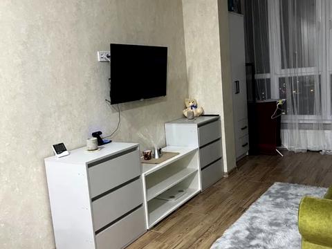 квартира за адресою Перлинна вул., 11