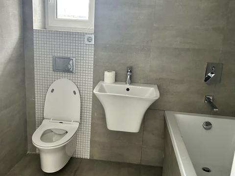 комерційна за адресою Хворостянка вул. (Праці), 1