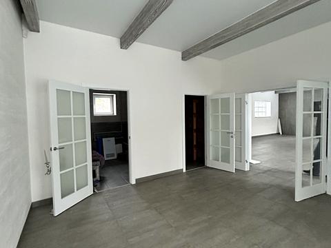 комерційна за адресою Хворостянка вул. (Праці), 1