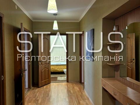 квартира за адресою Соборності вул. (Жовтнева), 77