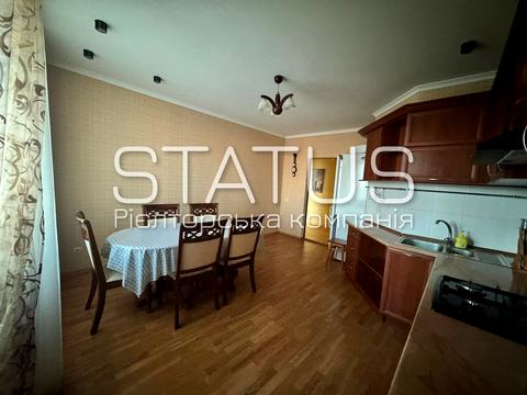 квартира за адресою Соборності вул. (Жовтнева), 77