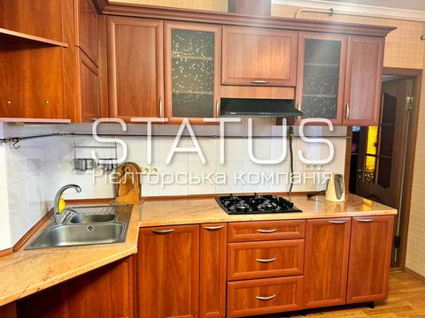 квартира за адресою Соборності вул. (Жовтнева), 77