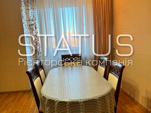 квартира за адресою Соборності вул. (Жовтнева), 77