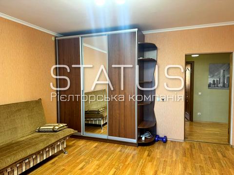 квартира за адресою Соборності вул. (Жовтнева), 77