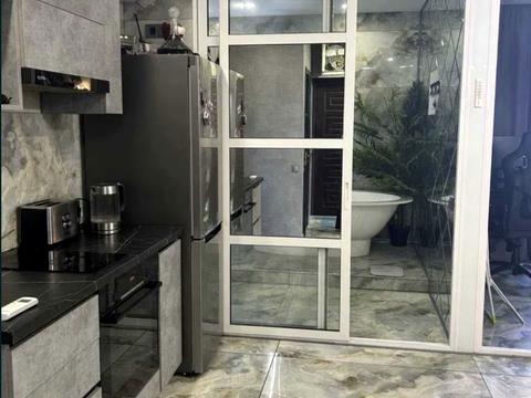 квартира за адресою Академіка Сахарова вул., 40/1