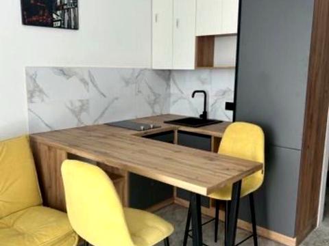 квартира за адресою Сім'ї Стешенків вул. (Тимофія Строкача), (Будинок 1)