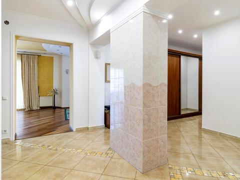 будинок за адресою Генерала Тараса Чупринки вул. (Пушкіна)