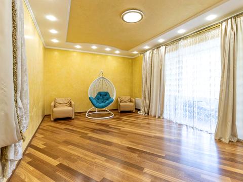 будинок за адресою Генерала Тараса Чупринки вул. (Пушкіна)