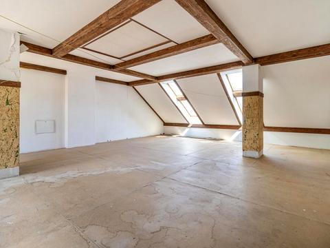 будинок за адресою Генерала Тараса Чупринки вул. (Пушкіна)