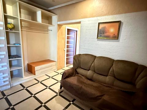 будинок за адресою Першотравнева