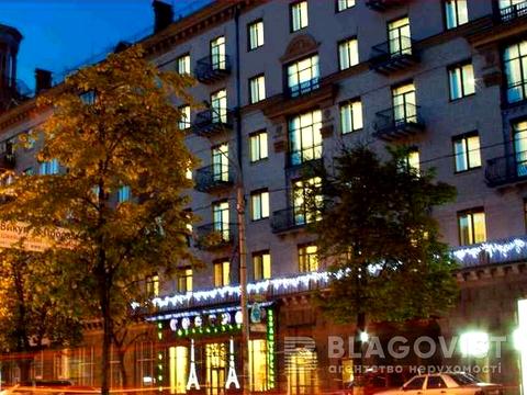 комерційна за адресою Велика Васильківська вул. (Червоноармійська), 67/7