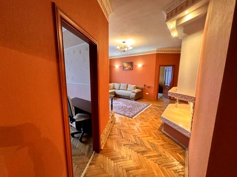 квартира за адресою Гетьмана Петра Дорошенка вул. (Жовтнева), 73