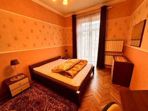 квартира за адресою Гетьмана Петра Дорошенка вул. (Жовтнева), 73