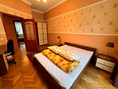 квартира за адресою Гетьмана Петра Дорошенка вул. (Жовтнева), 73