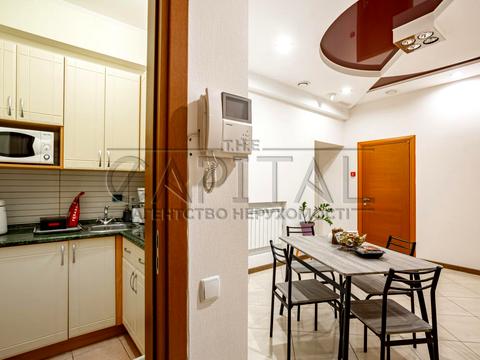 коммерческая по адресу Ивана Мазепы ул. (Январского Восстания), 4/6