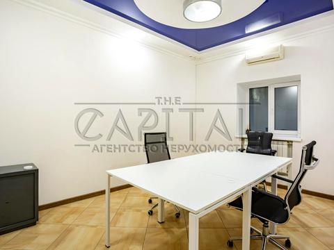 коммерческая по адресу Ивана Мазепы ул. (Январского Восстания), 4/6