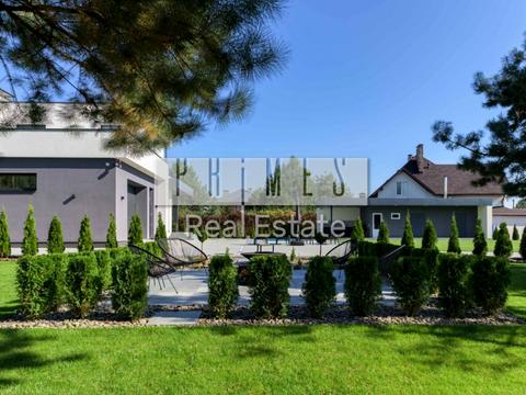 будинок за адресою Лугова вул.