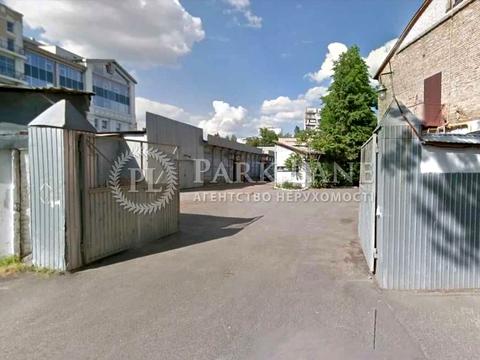 коммерческая по адресу Жилянская ул., 1