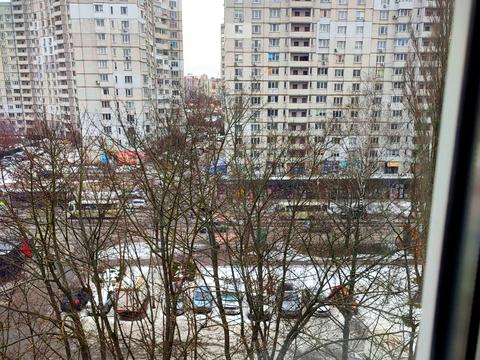 квартира за адресою Академіка Булаховського вул., 30