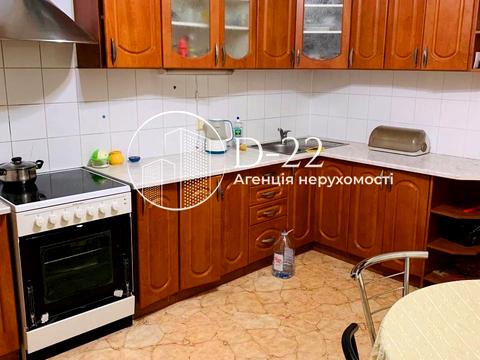 квартира за адресою Драгоманова вул., 12