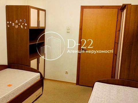 квартира за адресою Драгоманова вул., 12