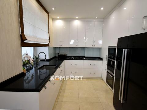 квартира за адресою Паркова вул., 44