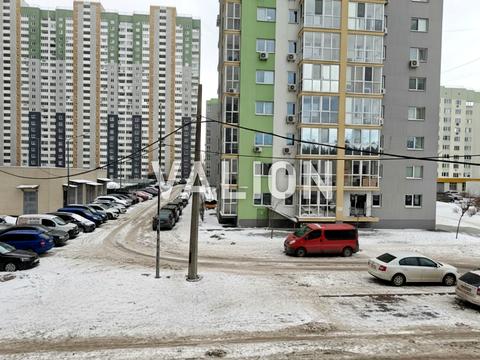 квартира за адресою Миколи Вінграновського вул., 2