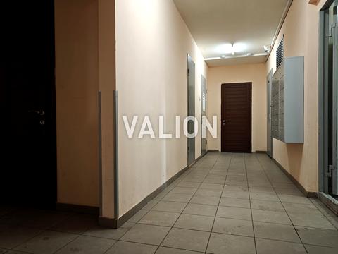 квартира за адресою Миколи Вінграновського вул., 2