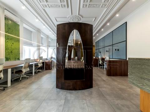 комерційна за адресою Київ, Лисенка вул., 8