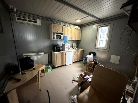 коммерческая по адресу Краснодонців, 2