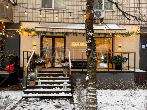 комерційна за адресою Василя Тютюнника вул. (Анрі Барбюса), 49