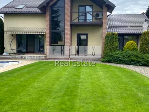 будинок за адресою Сонячна вул., 5