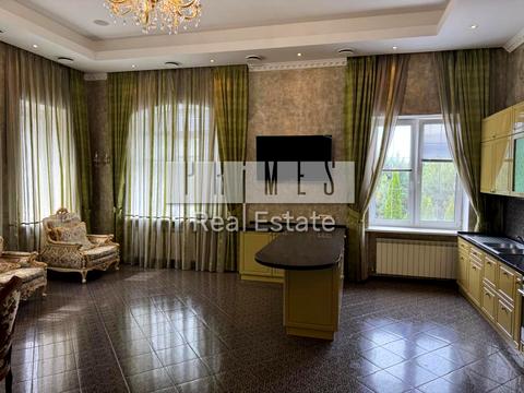 будинок за адресою Центральна вул.