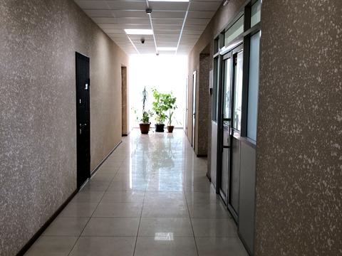 комерційна за адресою Еспланадна вул., 20-А