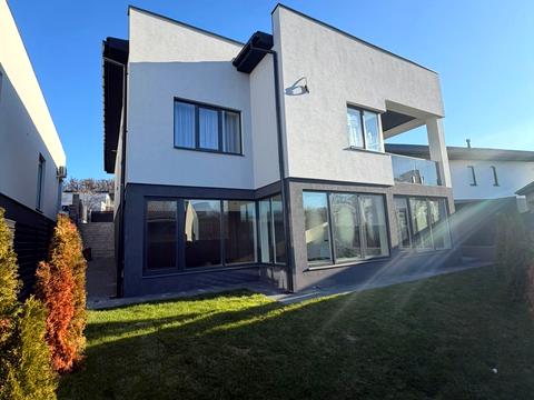 будинок за адресою Соснова вул.