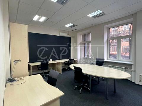 коммерческая по адресу Институтская ул., 24/7