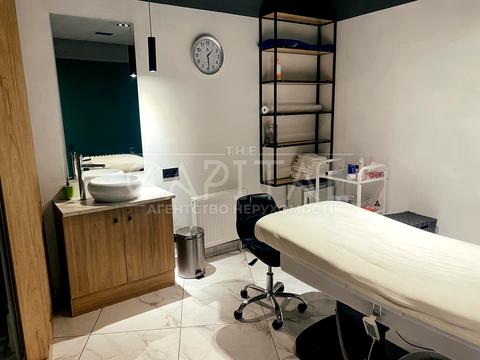 коммерческая по адресу Голосеевская ул., 37/2