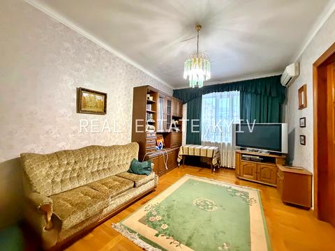 квартира за адресою Київ, Євгена Гуцала пров. (Кутузова), 5