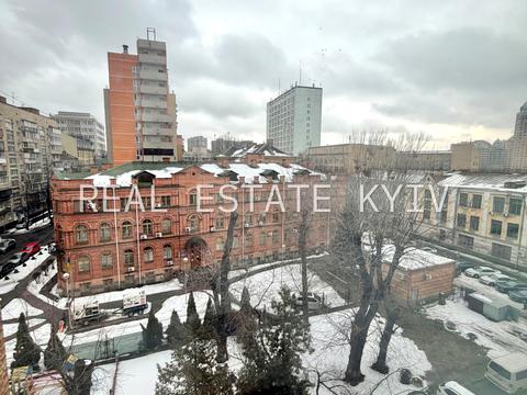 квартира за адресою Київ, Євгена Гуцала пров. (Кутузова), 5