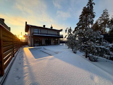 будинок за адресою Розкішна