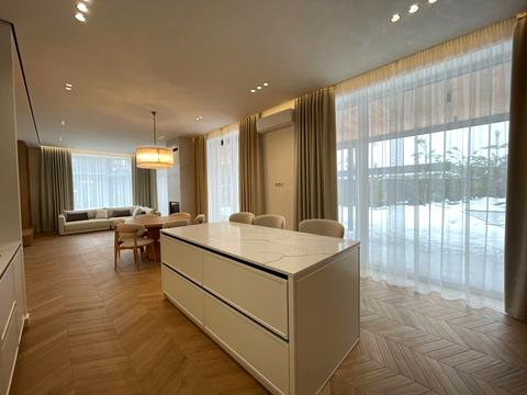 будинок за адресою Розкішна