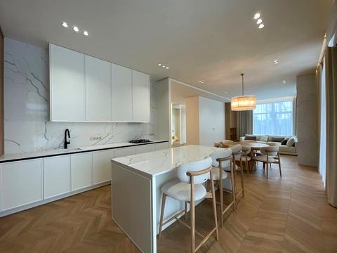 будинок за адресою Розкішна