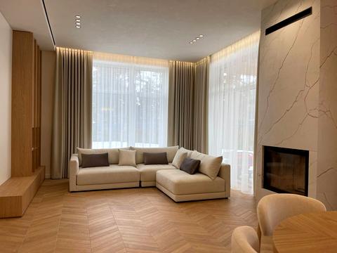 будинок за адресою Розкішна