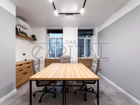 коммерческая по адресу Евгения Чикаленко ул. (Пушкінська), 20