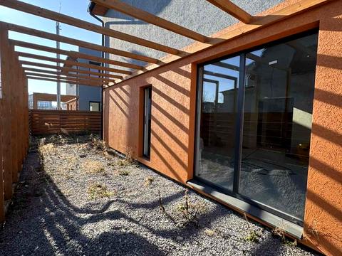 дом по адресу Бузковая ул.