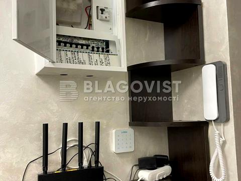 квартира за адресою Йорданська вул. (Лайоша Гавро), 18